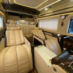 Thuê xe Limousine Huế đời mới 2025 giá rẻ