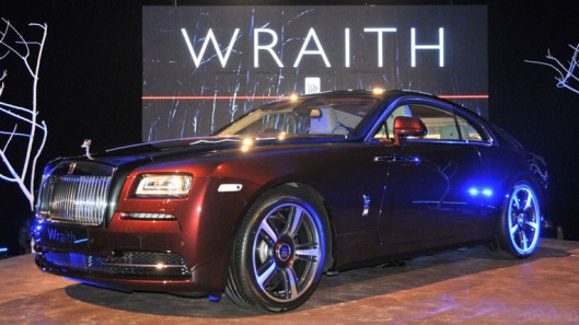 950x526xRolls-Royce_Wraith_launch_003-950x526.jpg.pagespeed.ic_.kbXA-6kV3V-529x297.jpg